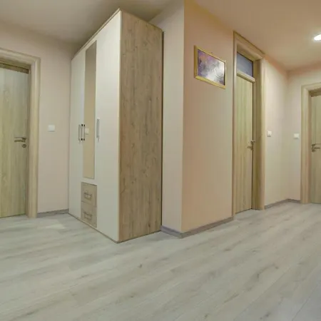 Vujadinovic Apartamento Pale