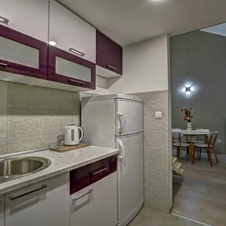 Vujadinovic Apartment Pale